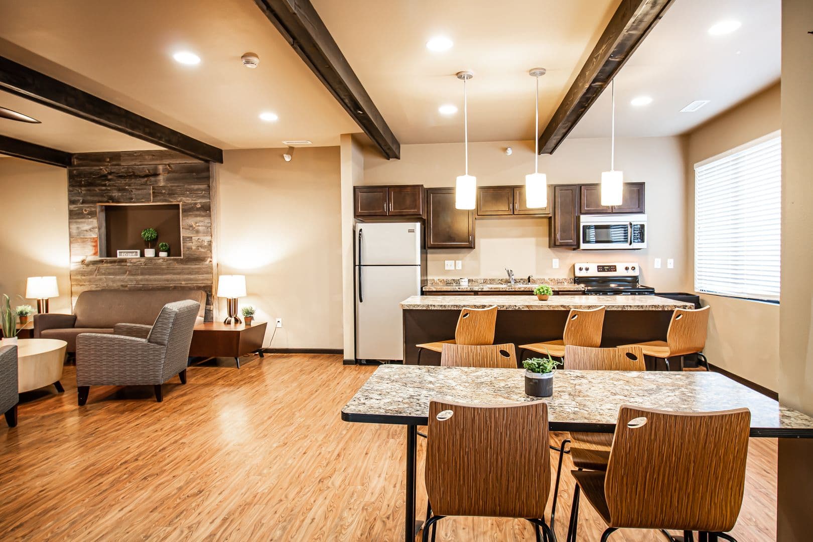 Dickinson Apartment: 1465 Roughrider Blvd