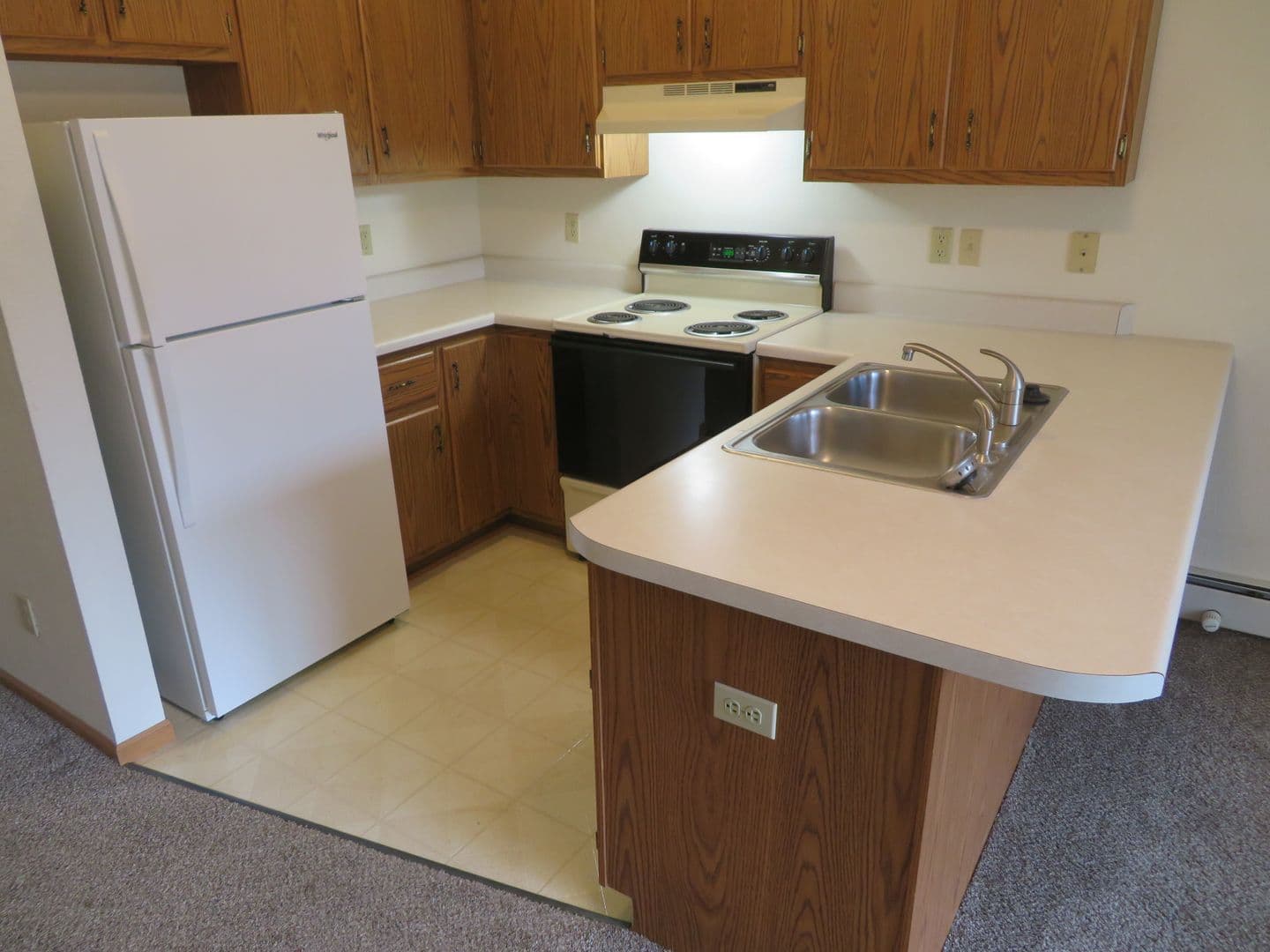 Lomira Apartment: 405 Main Street