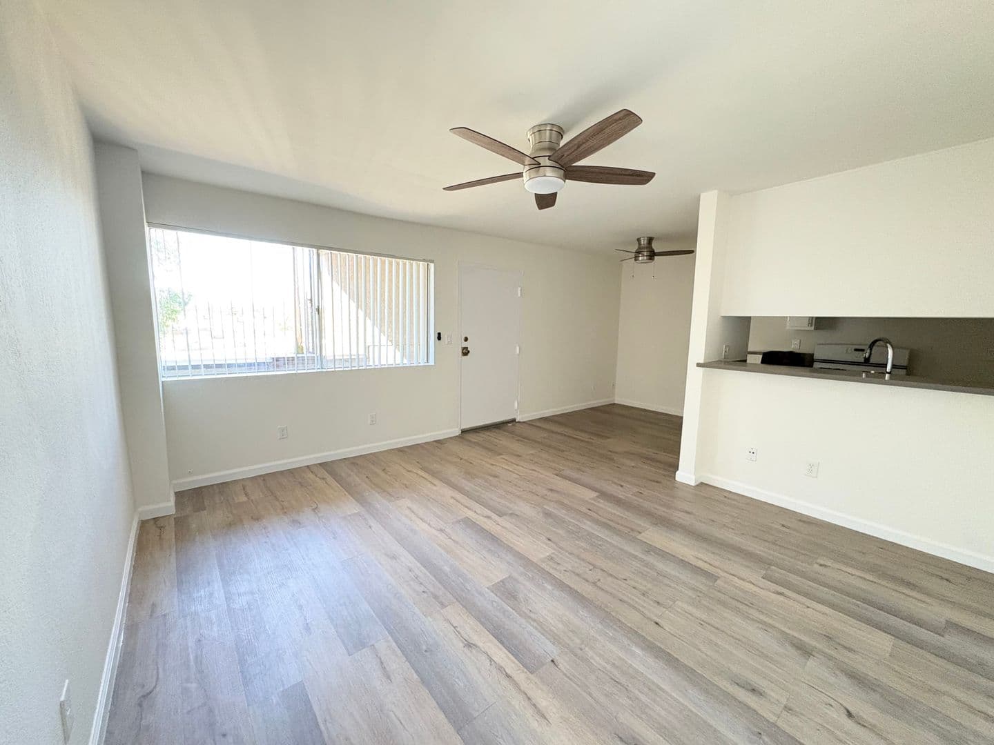 North Hollywood Apartment: 13253 Vanowen St.