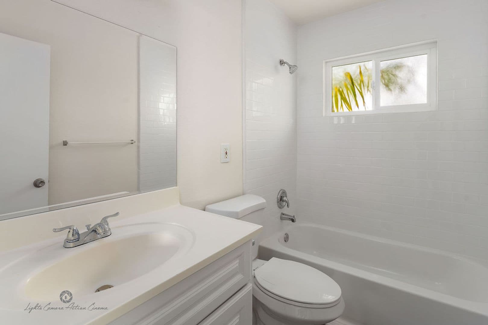 Bakersfield Apartment: 4229-4317 Columbus Street