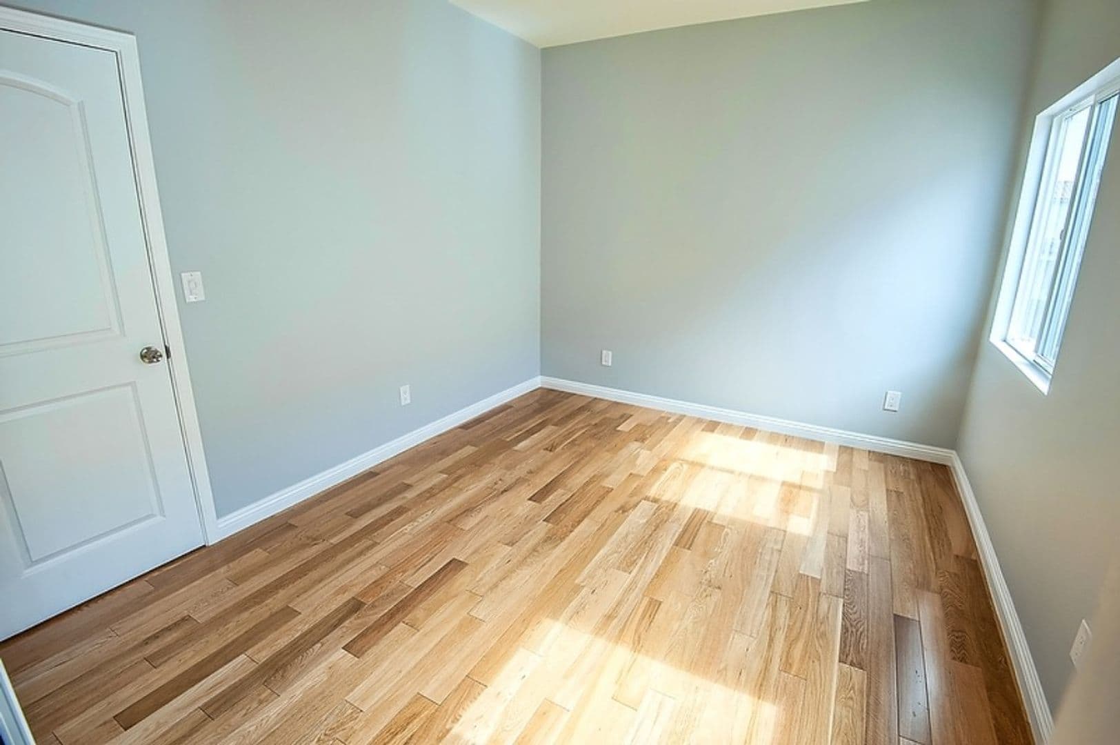 Los Angeles Apartment: 439 N. Ogden Dr.