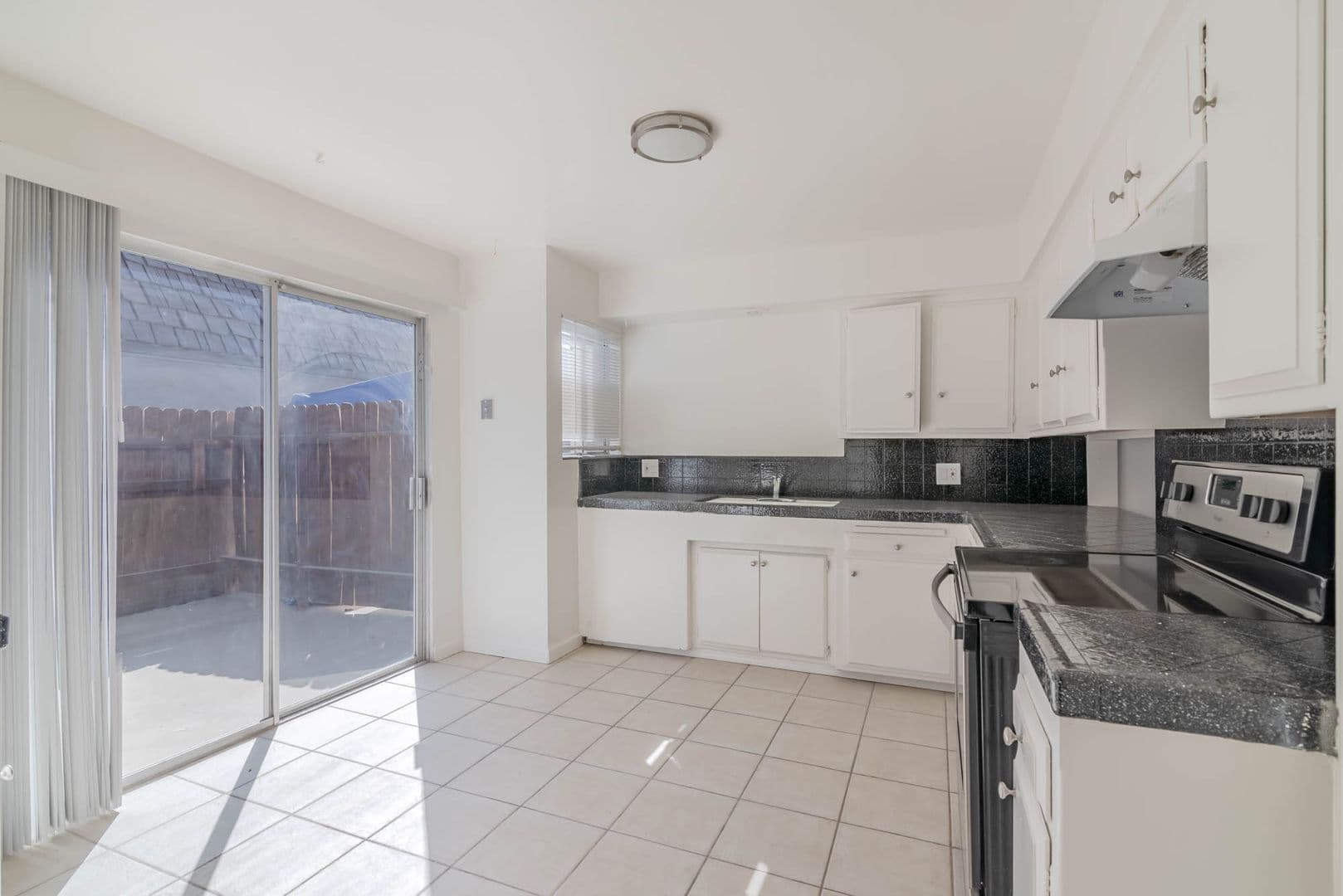 Bakersfield Apartment: 3600-3610 Dana Street