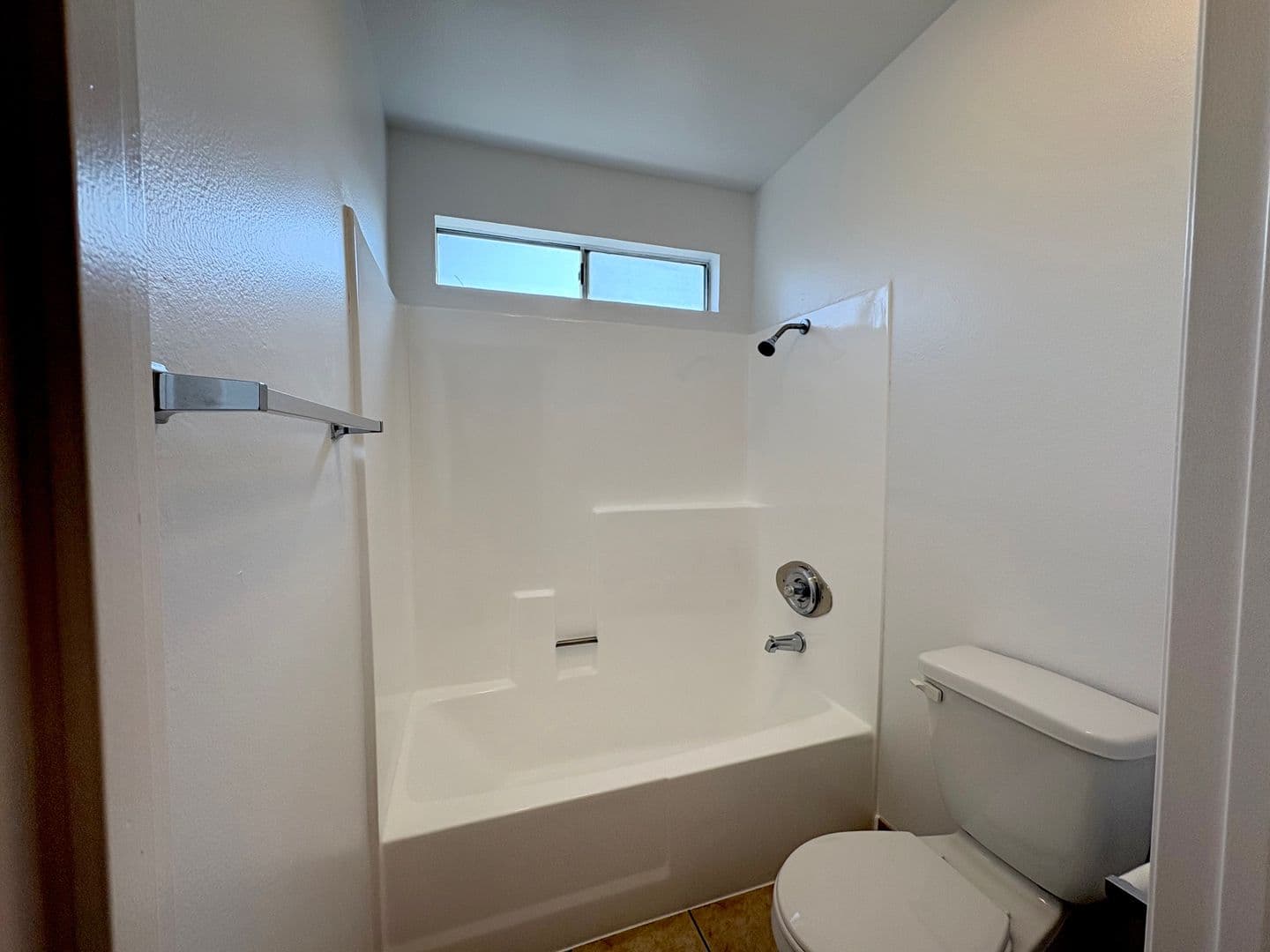 North Hollywood Apartment: 13253 Vanowen St.