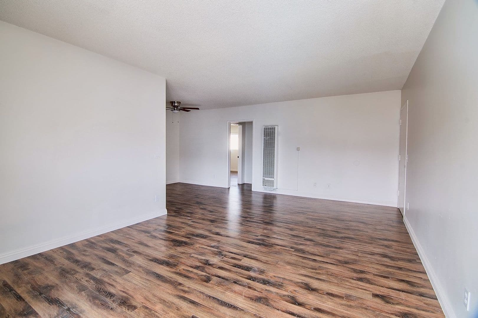 Panorama City Apartment: 8330 Willis Avenue