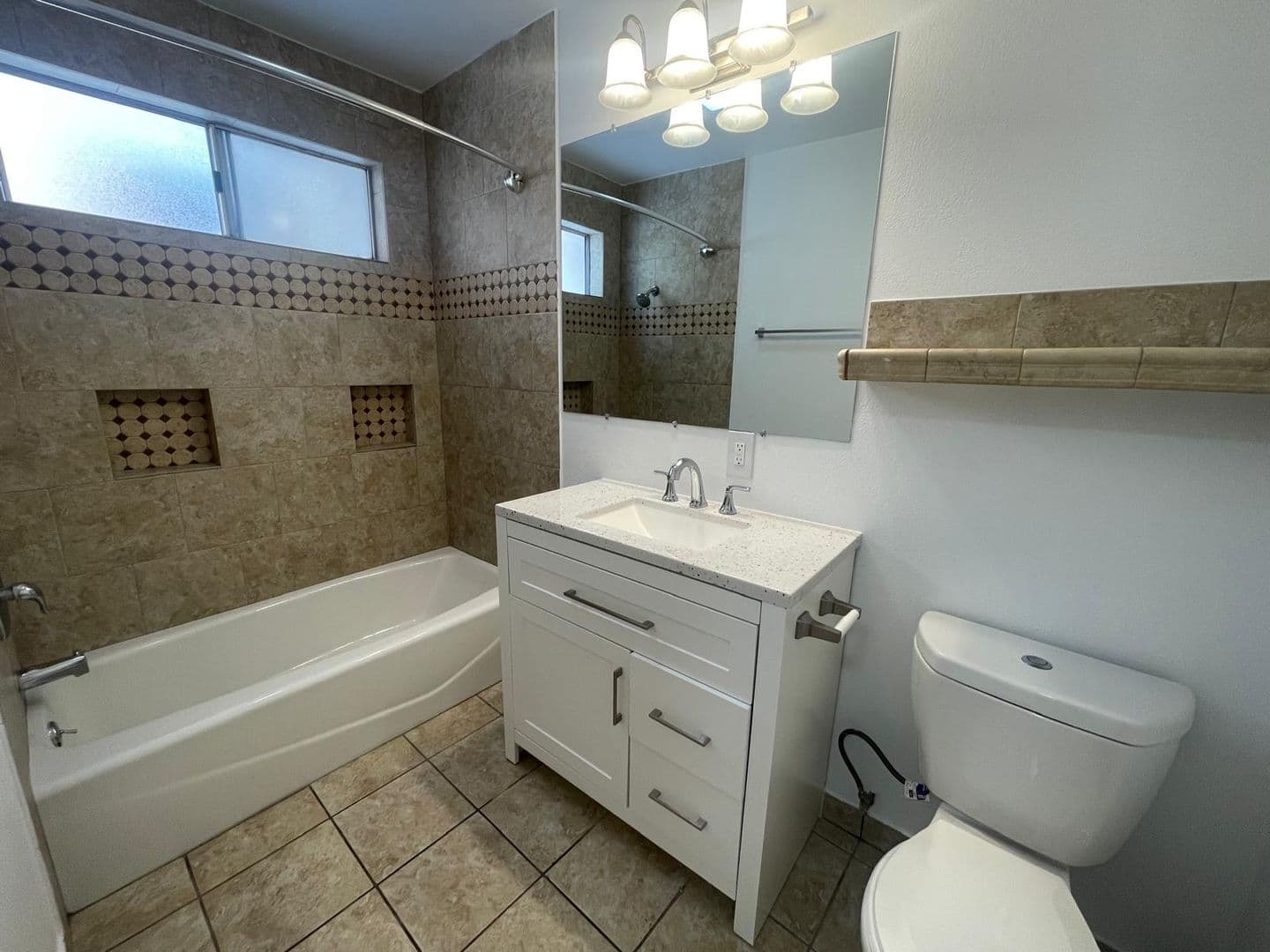 Winnetka Apartment: 20414 Cohasset Street