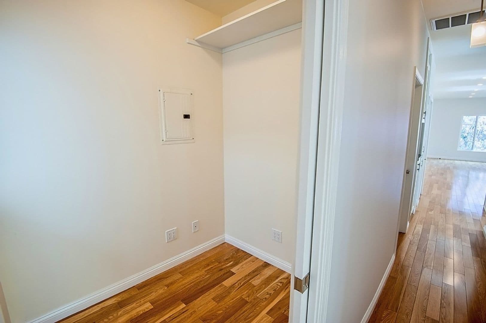 Los Angeles Apartment: 439 N. Ogden Dr.