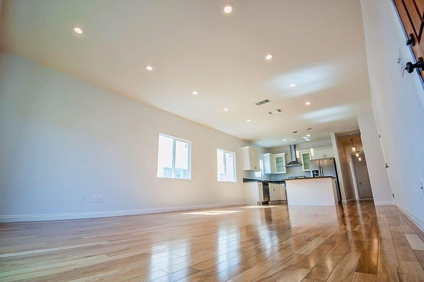 Los Angeles Apartment: 439 N. Ogden Dr.