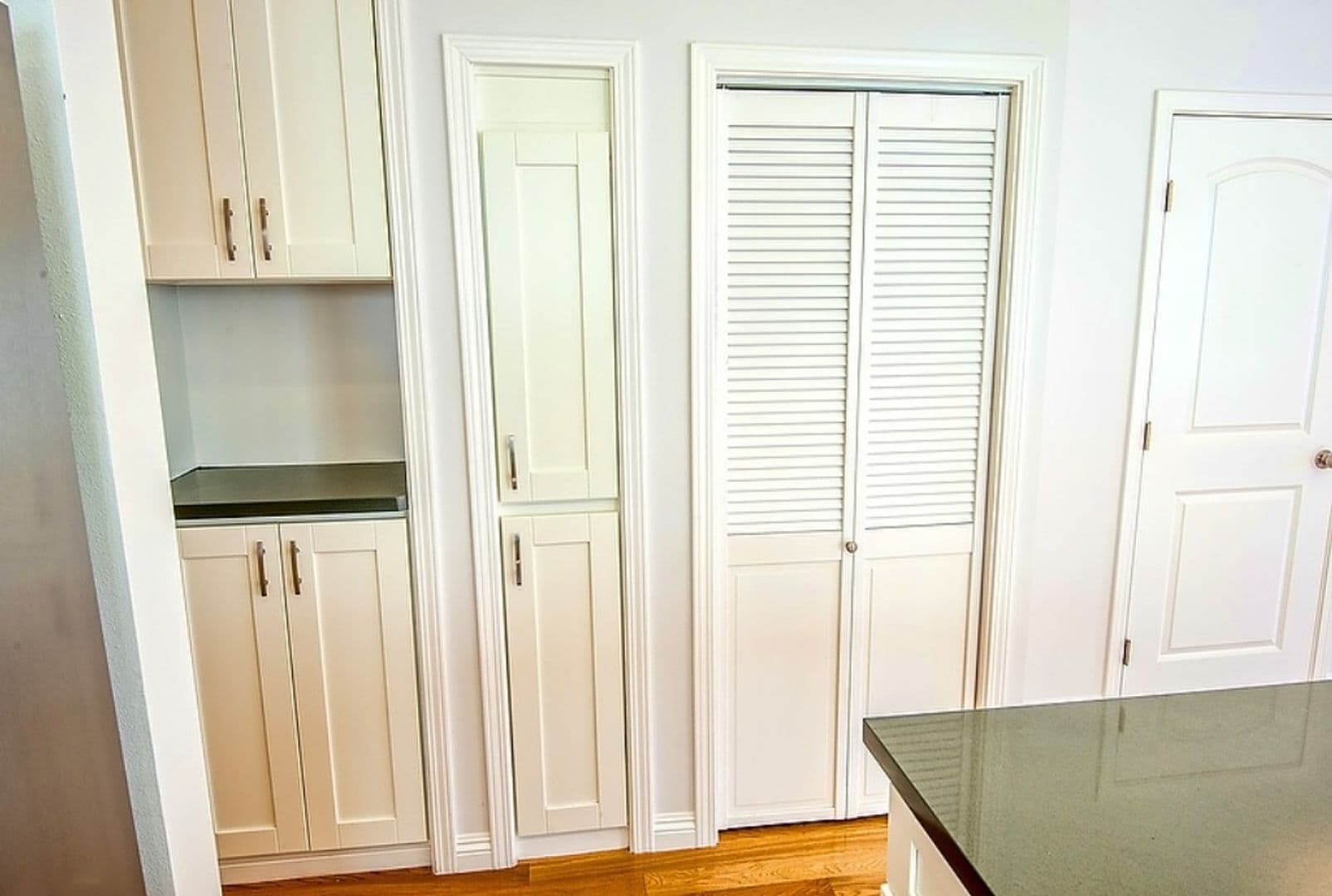 Los Angeles Apartment: 439 N. Ogden Dr.