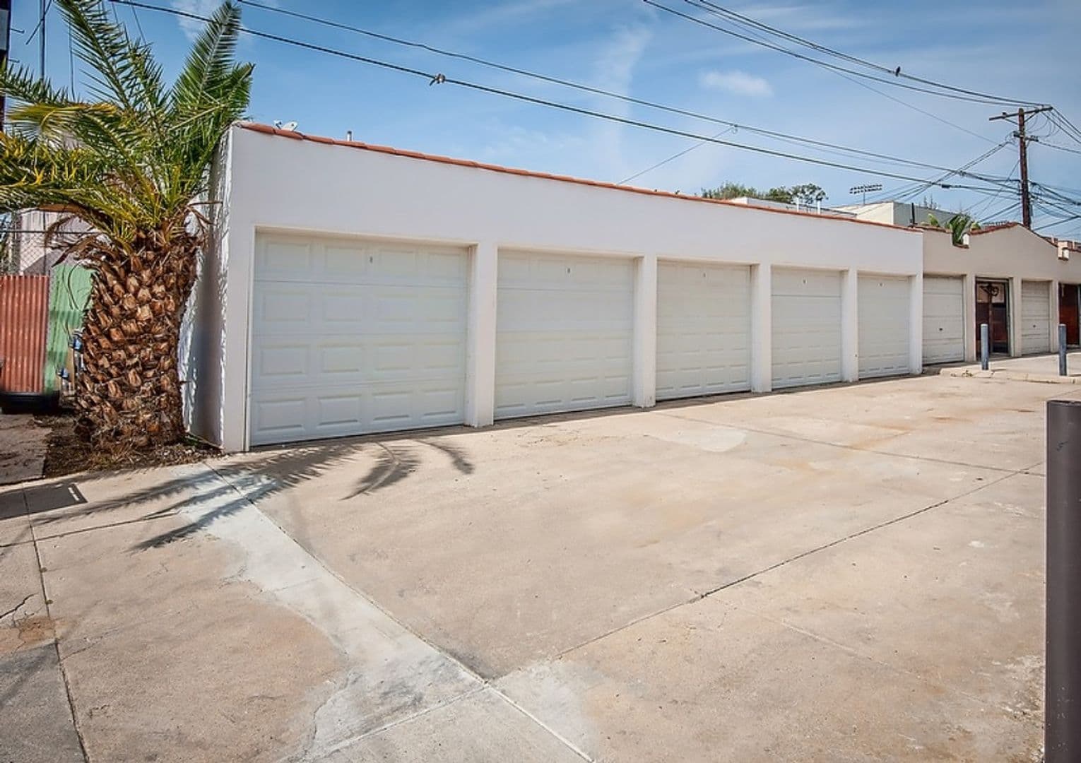 Los Angeles Apartment: 439 N. Ogden Dr.