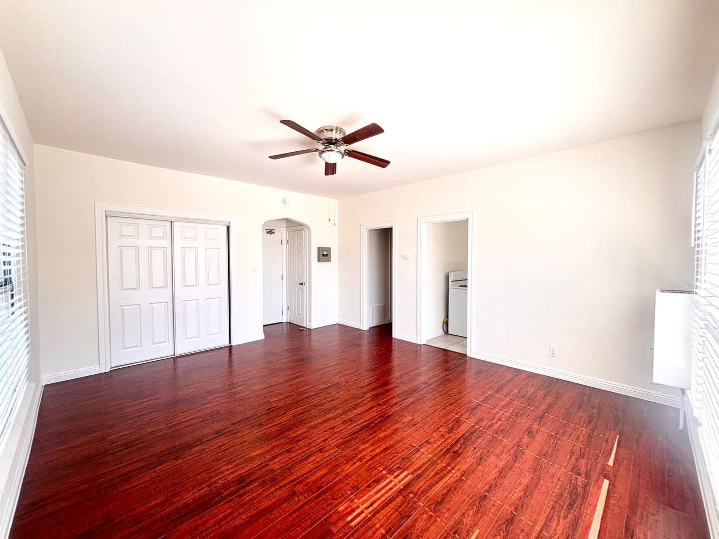 Los Angeles Apartment: 1056 S. Normandie Avenue