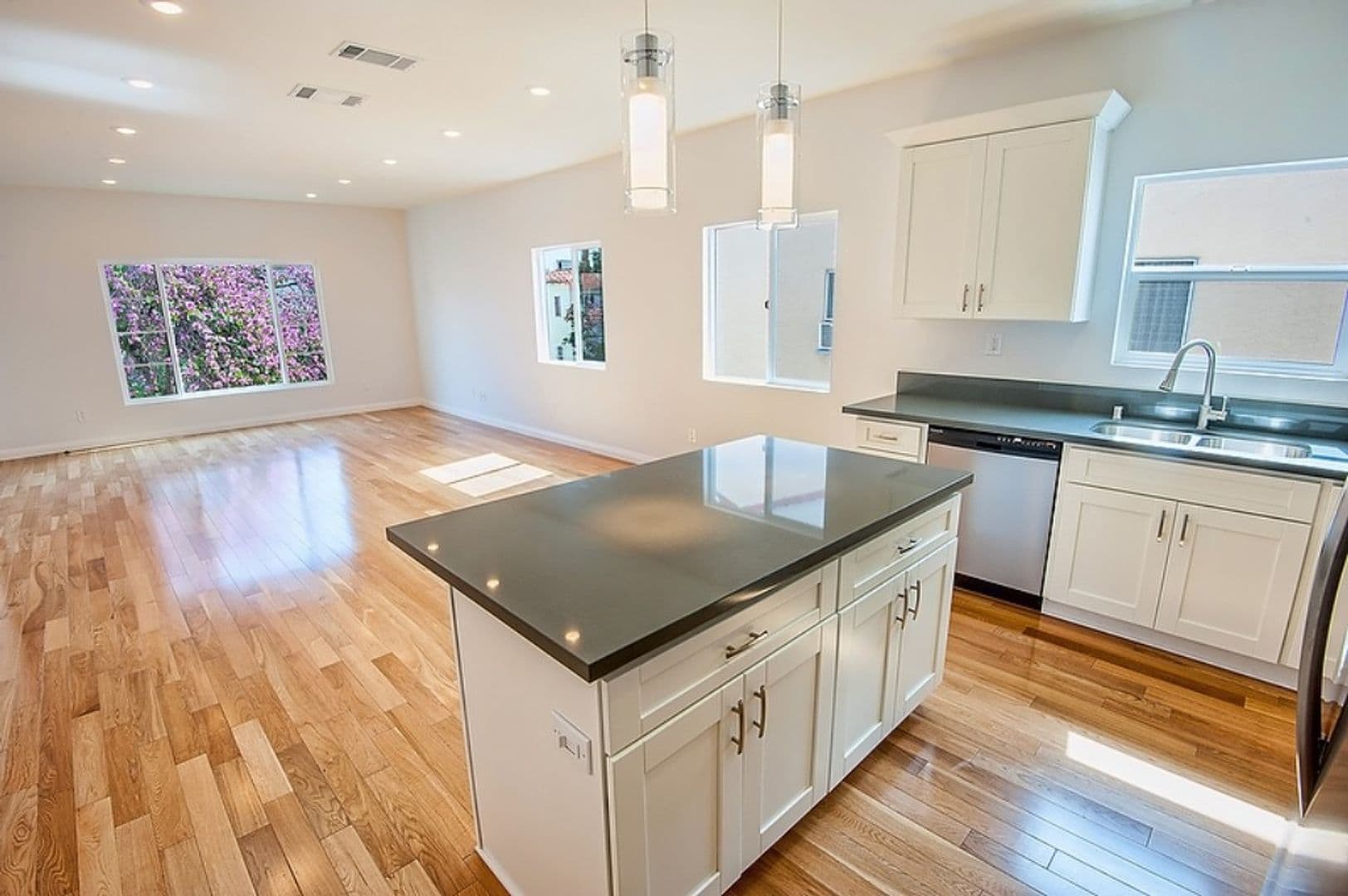 Los Angeles Apartment: 439 N. Ogden Dr.