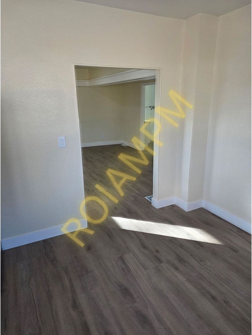 American Falls Apartment: 1505 Idanha Ave