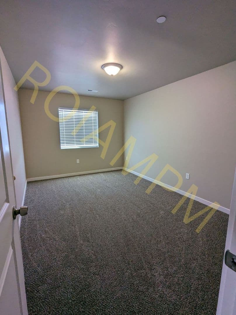 Jerome Apartment: 1215 South Eisenhower Street
