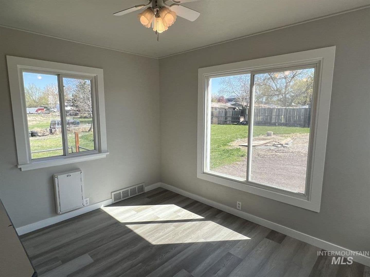 Jerome House: 216 10th Ave E
