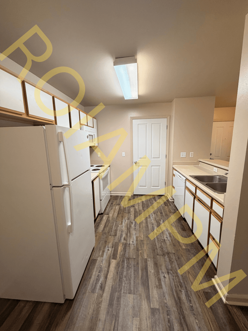 Burley Apartment: 256 W 3rd St