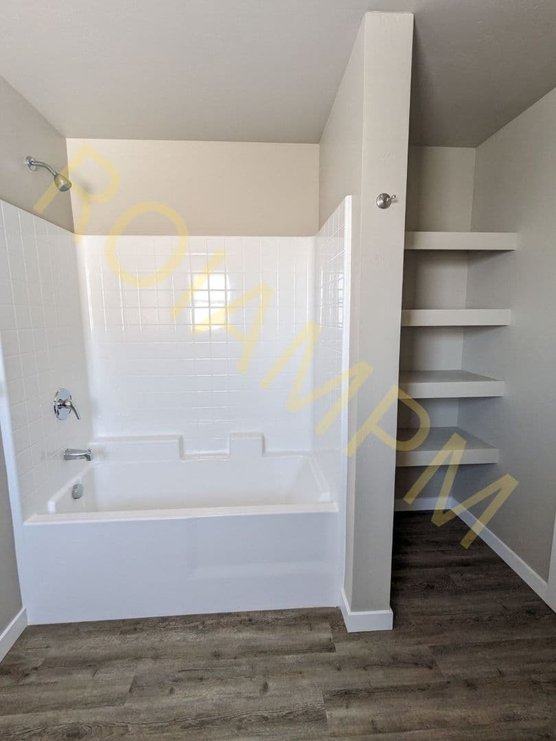 Jerome Apartment: 1215 South Eisenhower Street
