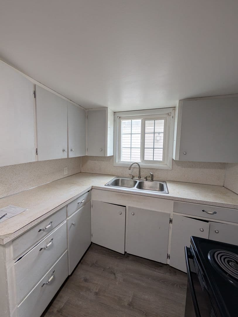 Burley House: 515 Miller Ave