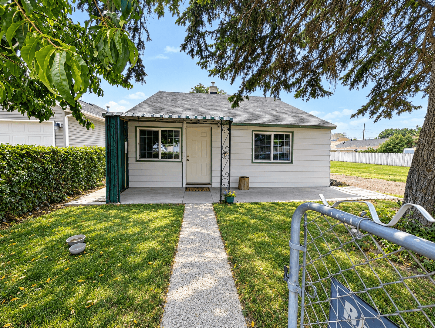 Burley House: 515 Miller Ave