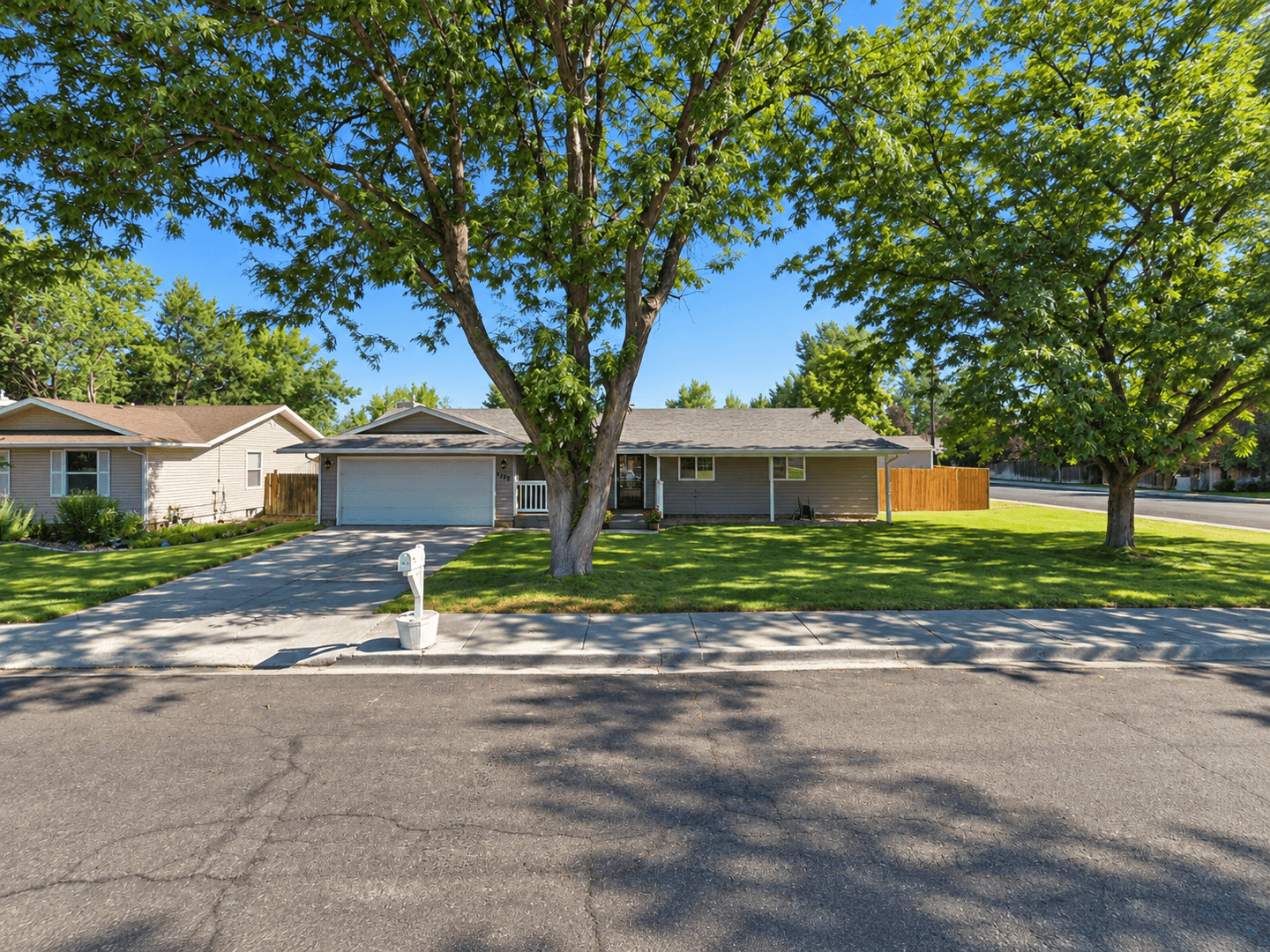 Twin Falls House: 1785 Targhee Dr