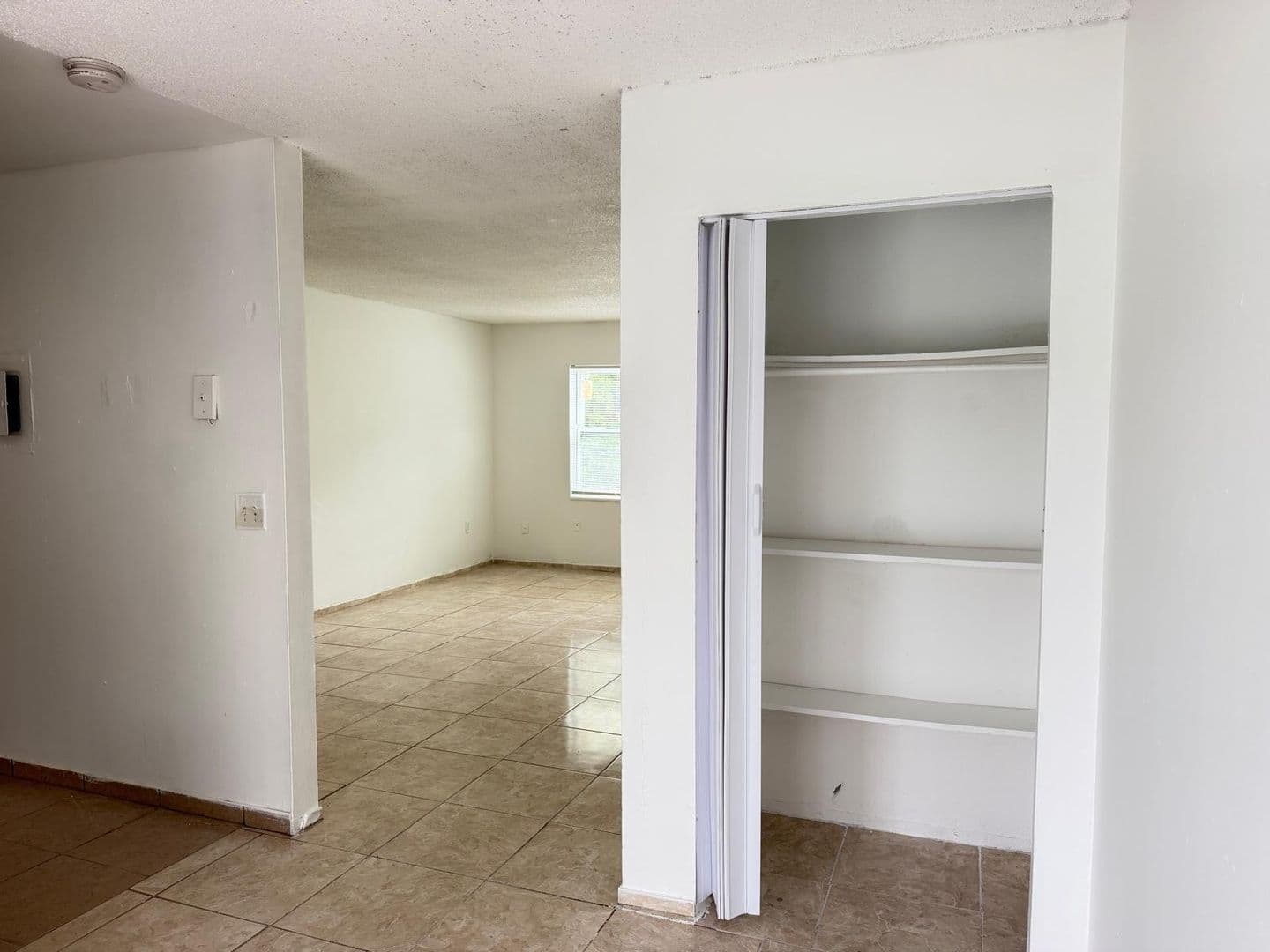 Orlando House: 5325 Curry Ford Rd.