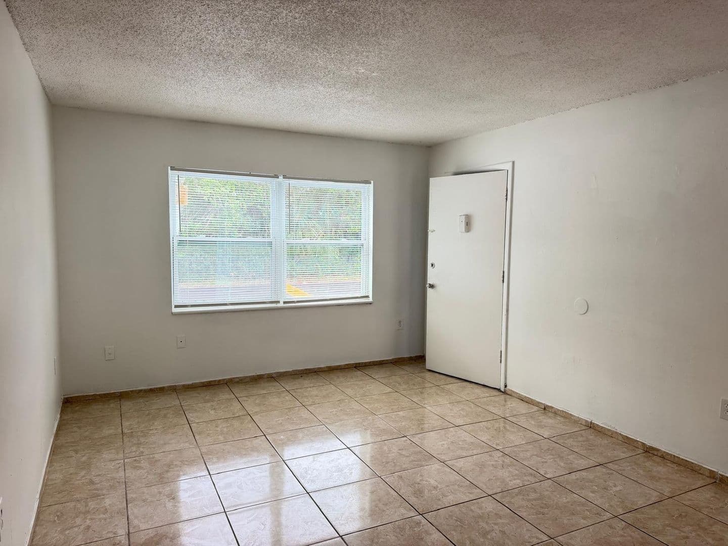 Orlando House: 5325 Curry Ford Rd.