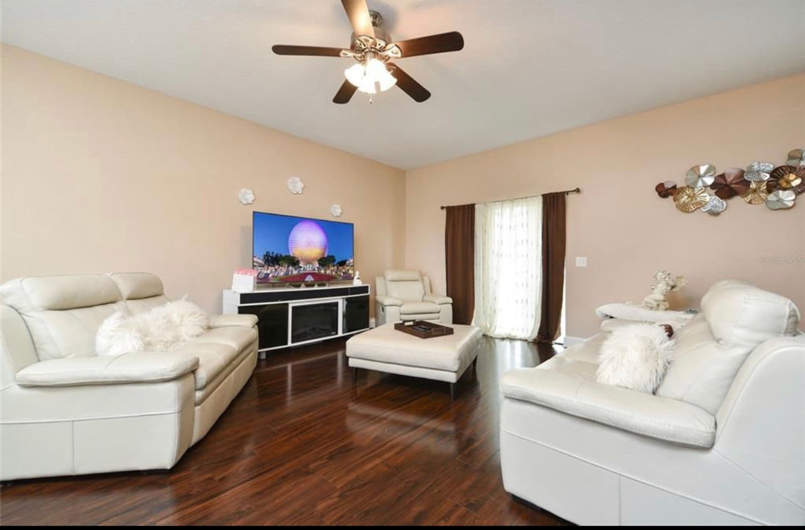 Winter Haven House: 1451 Salisbury Drive