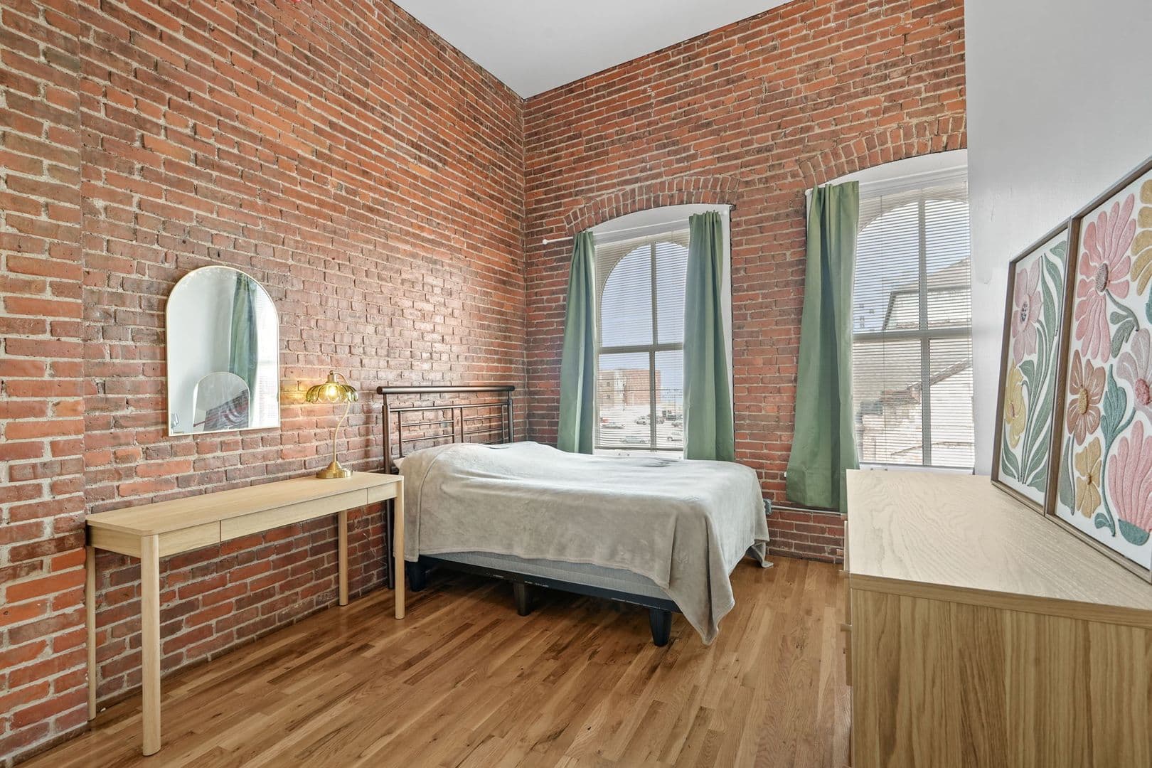 Binghamton Apartment: 215 State St.