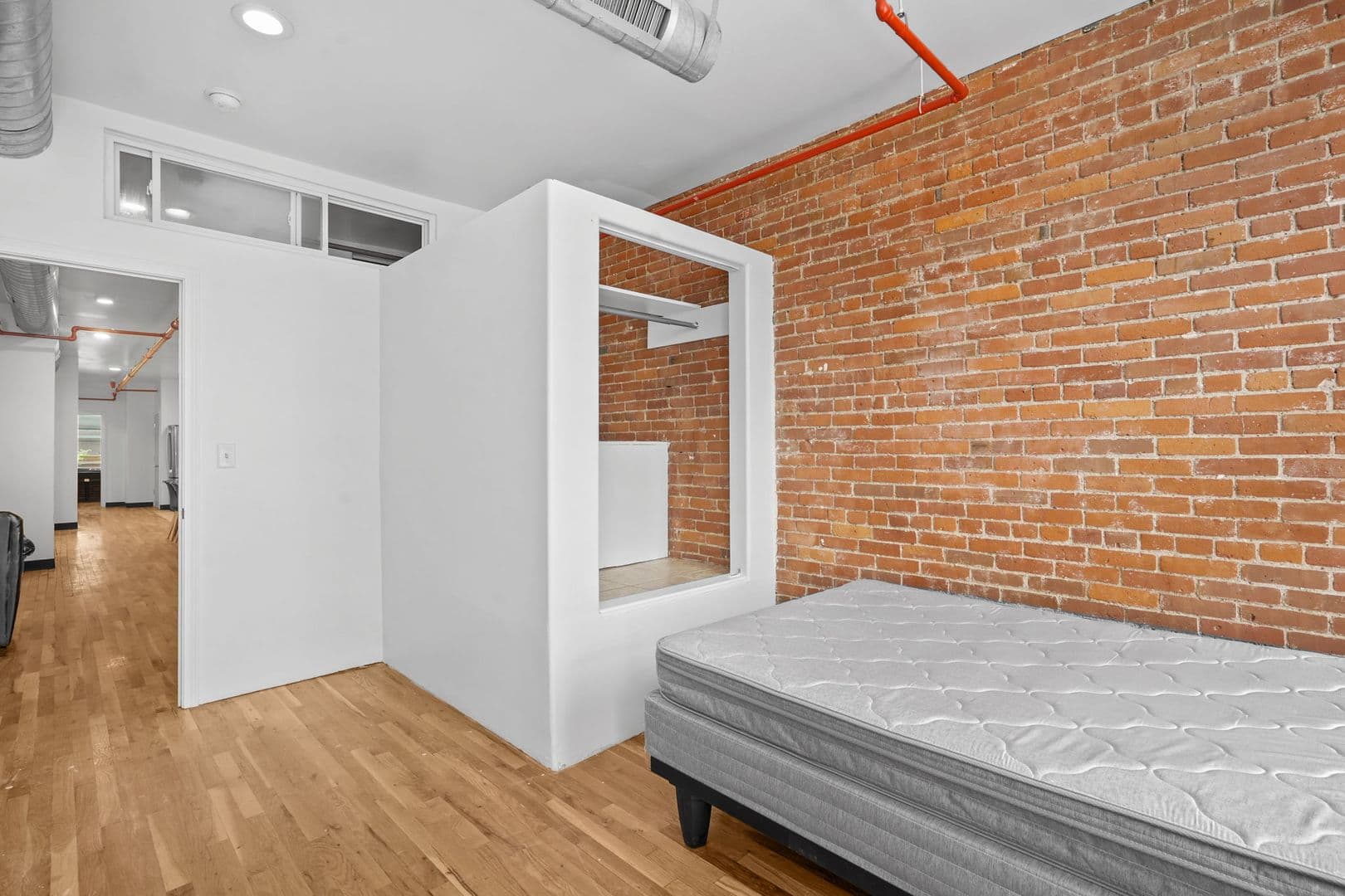Binghamton Apartment: 215 State St.