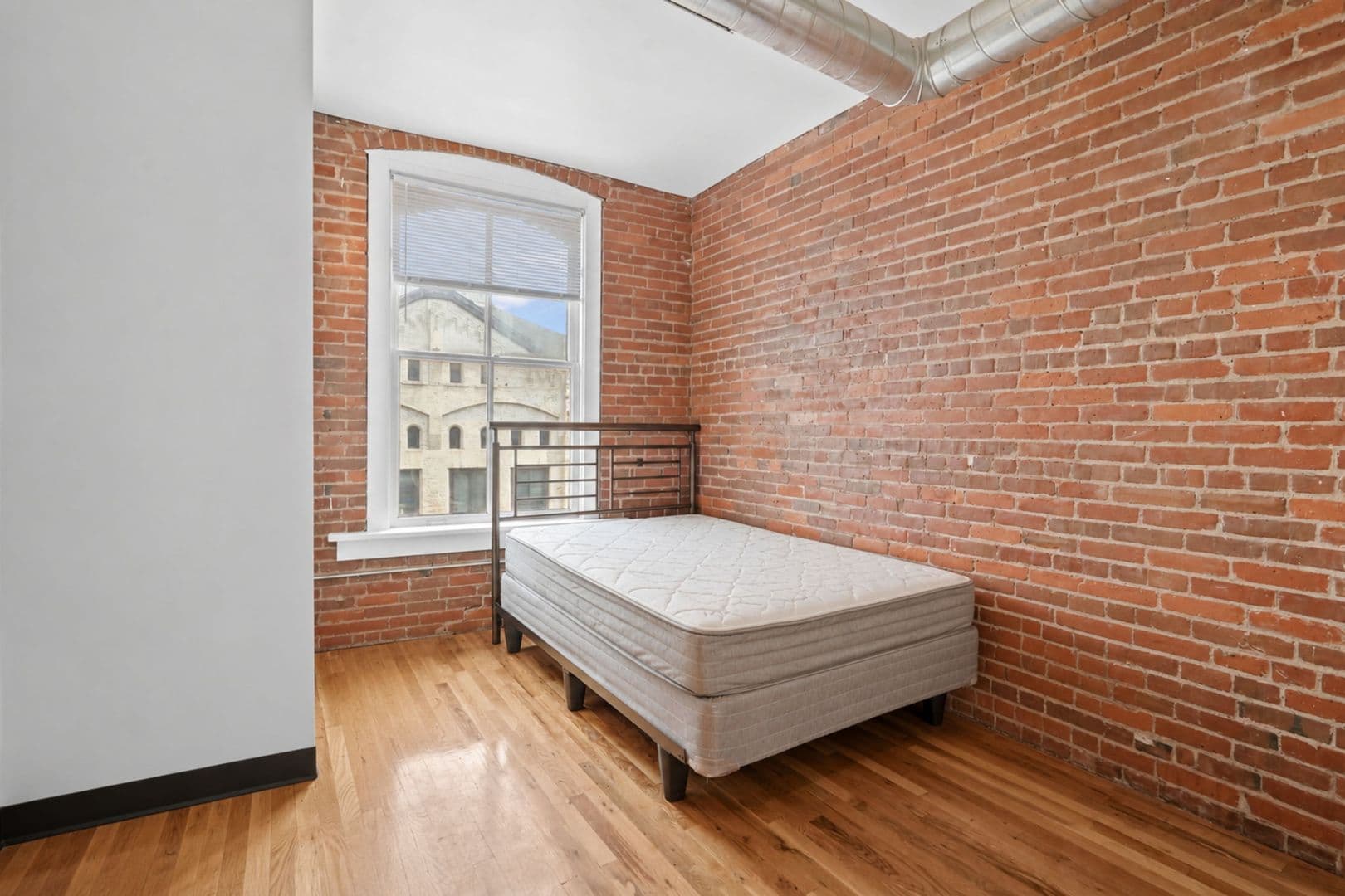 Binghamton Apartment: 215 State St.