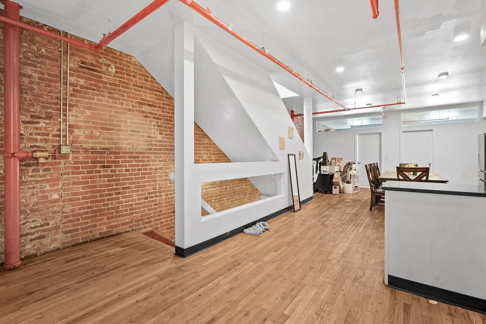 Binghamton Apartment: 215 State St.