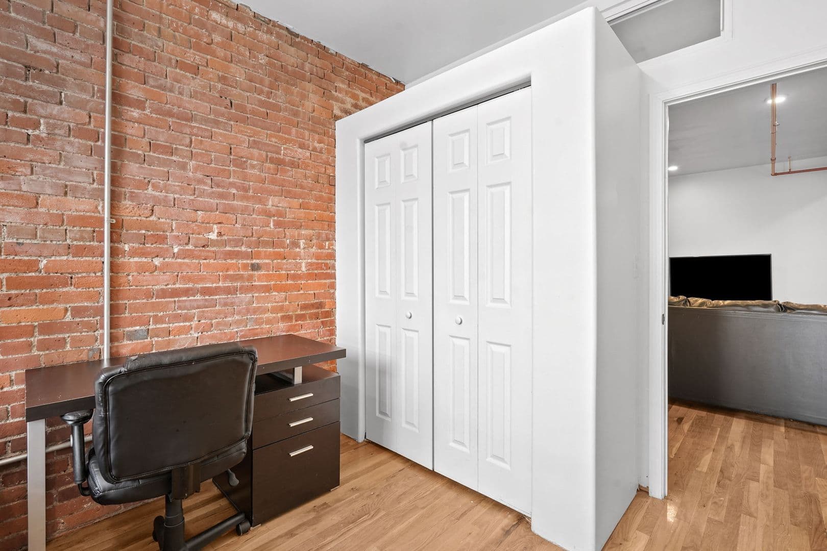 Binghamton Apartment: 215 State St.