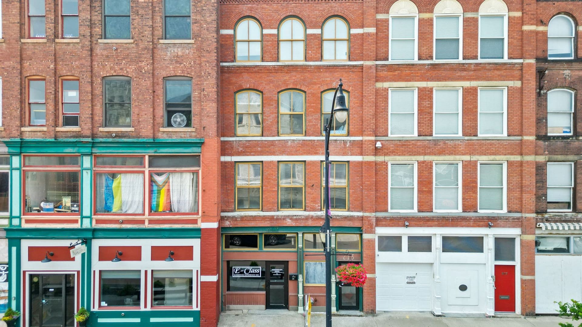 Binghamton Apartment: 215 State St.