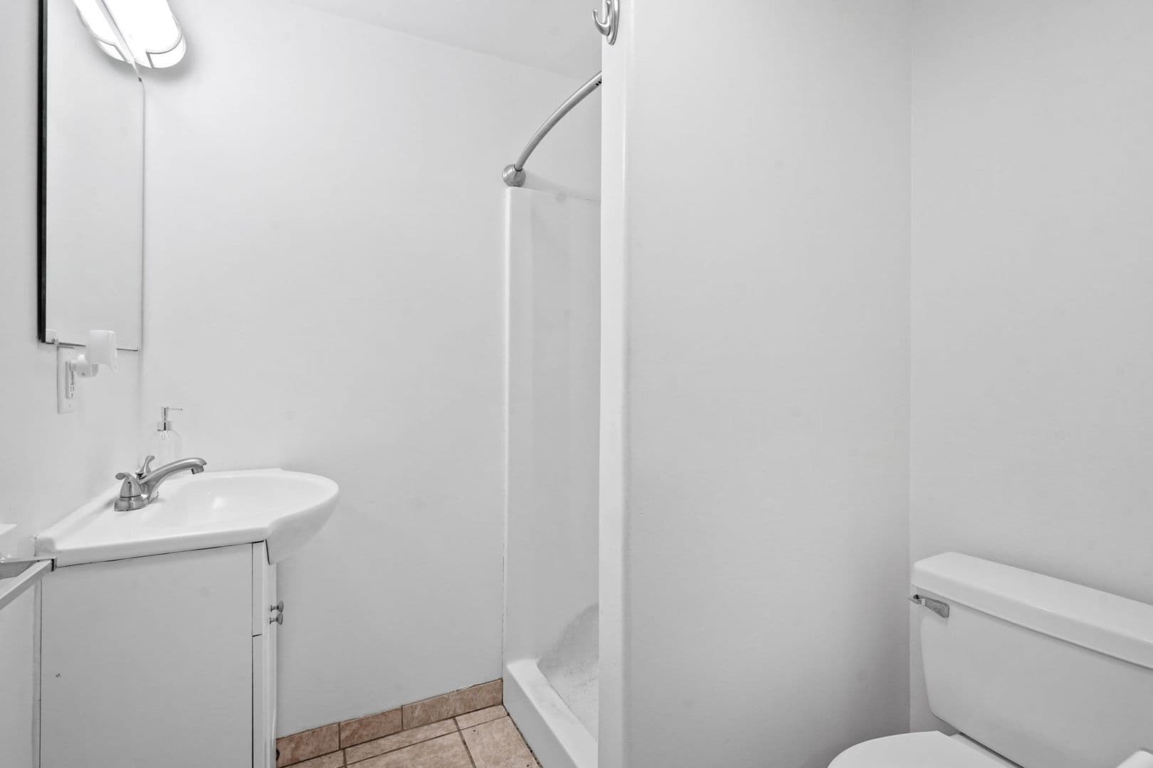 Binghamton Apartment: 215 State St.