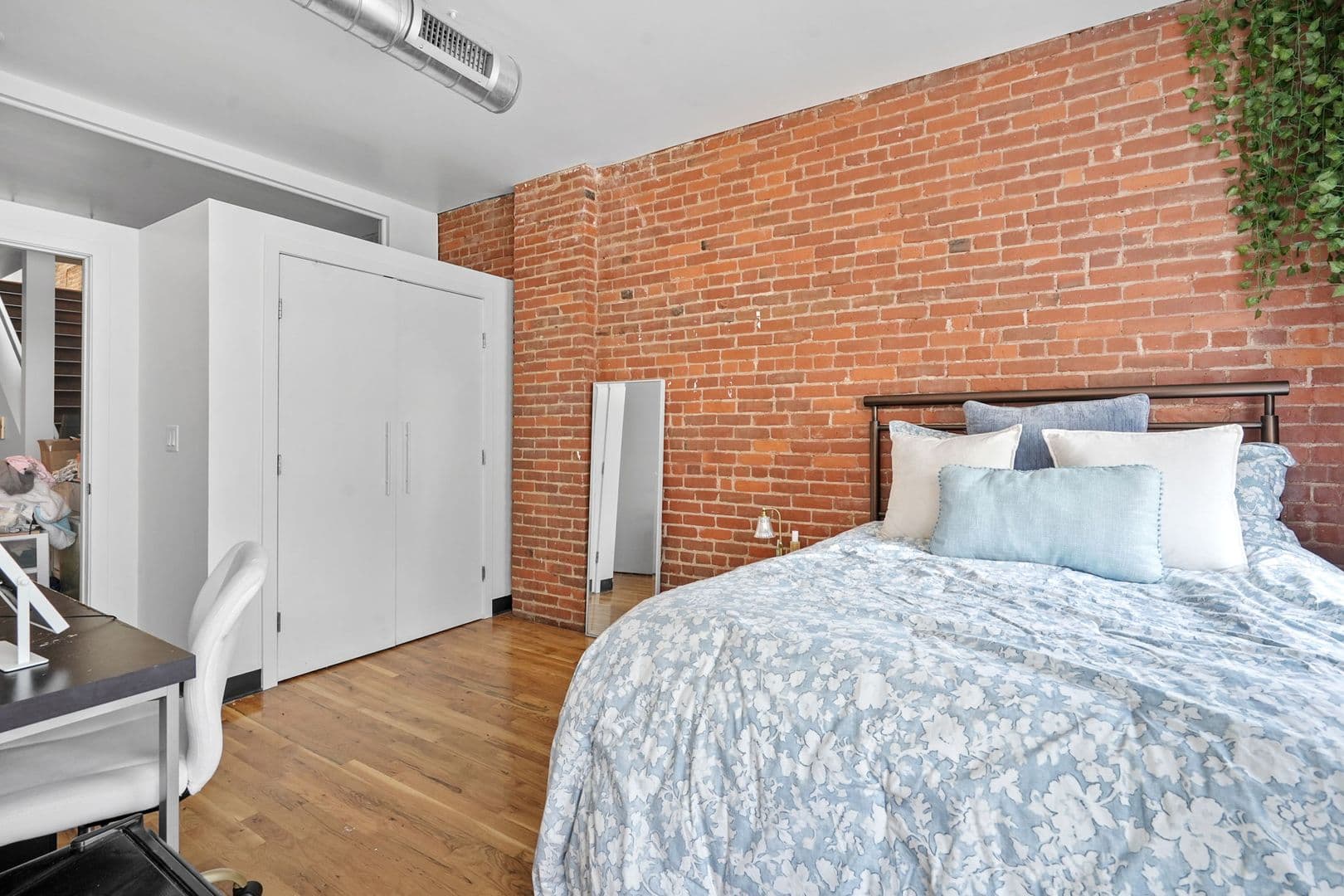 Binghamton Apartment: 215 State St.
