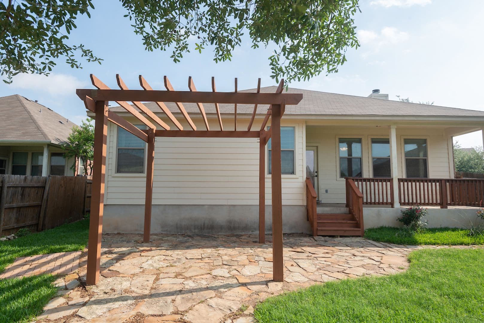 Round Rock House: 1078 Sussex Way