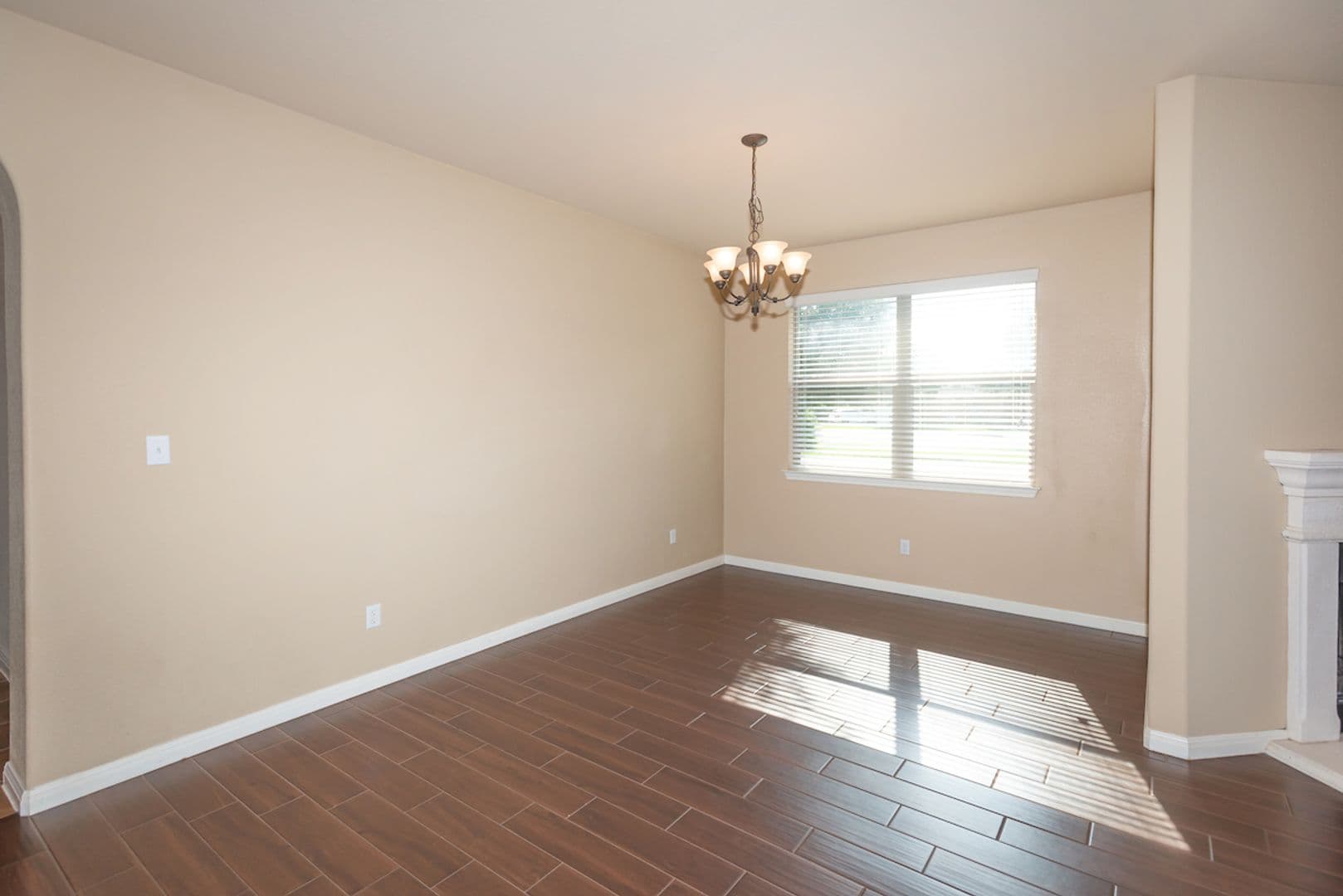 Round Rock House: 1078 Sussex Way