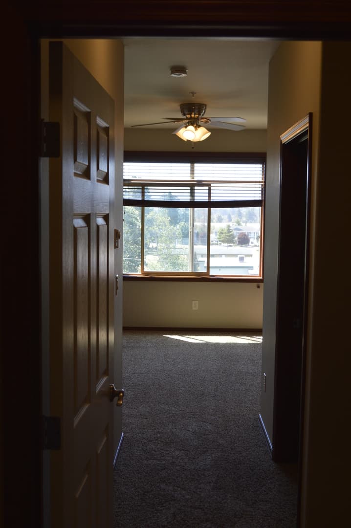 Bellingham Apartment: 4101 Deemer Road