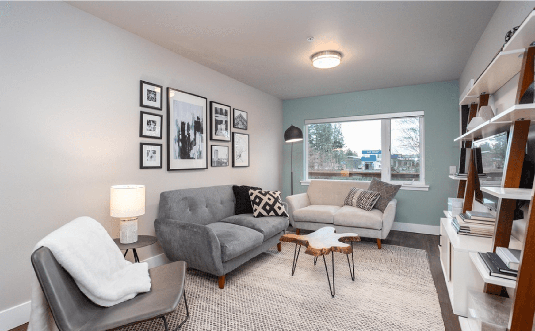 Lynden Apartment: 1882 Front Street