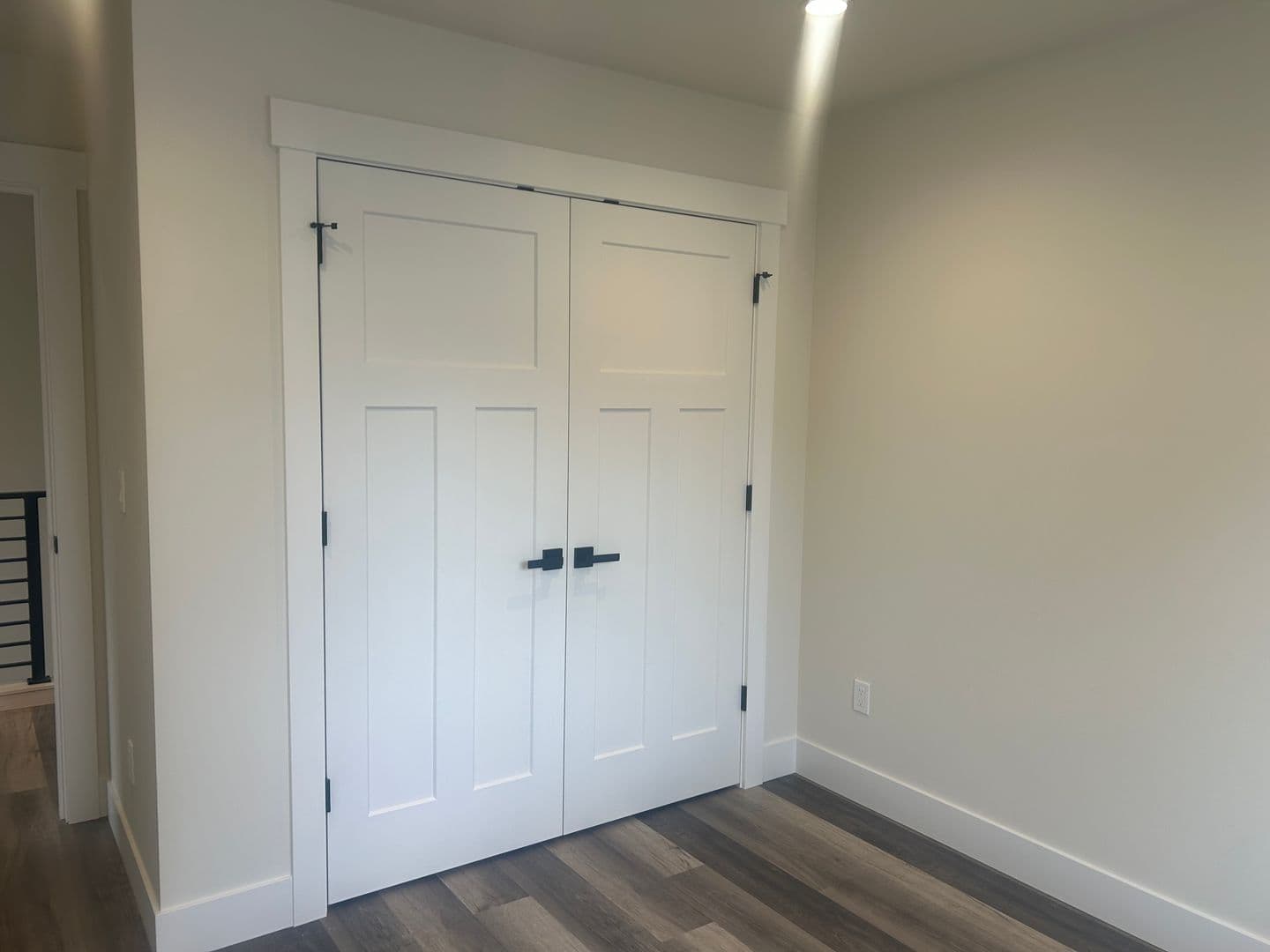 Bellingham Apartment: 3200 Meridian St