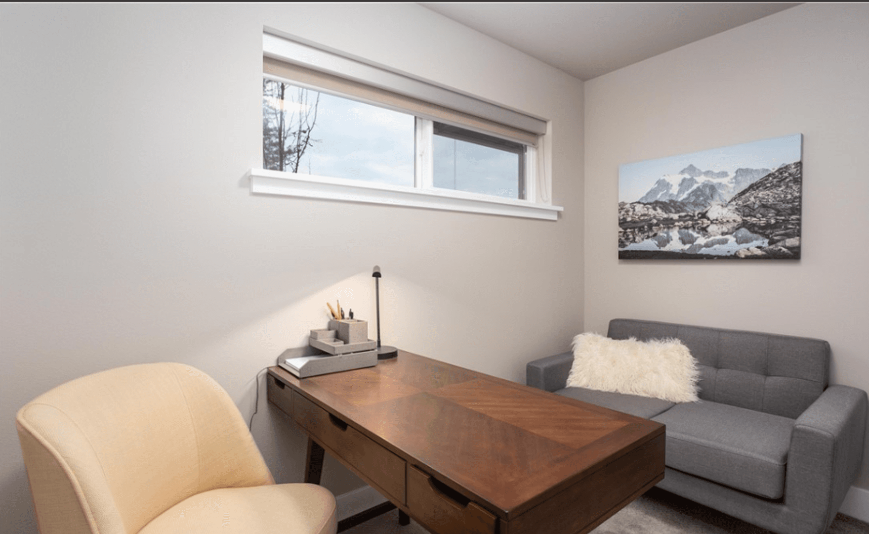 Lynden Apartment: 1882 Front Street