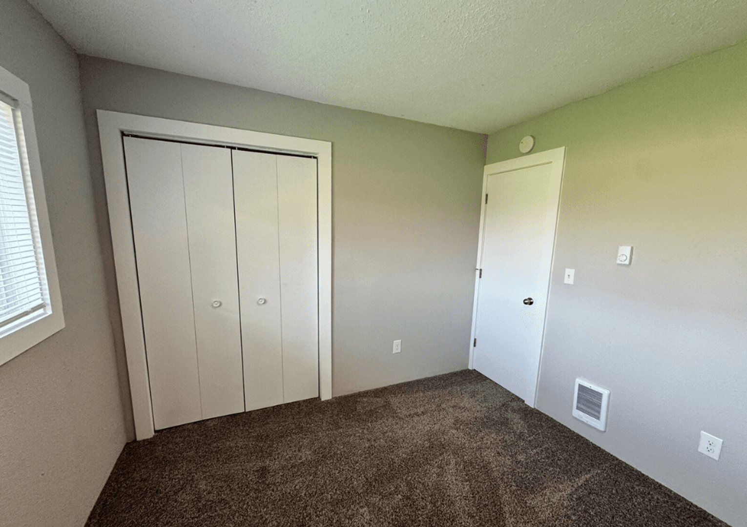 Sumas Condo: 124 Mitchell