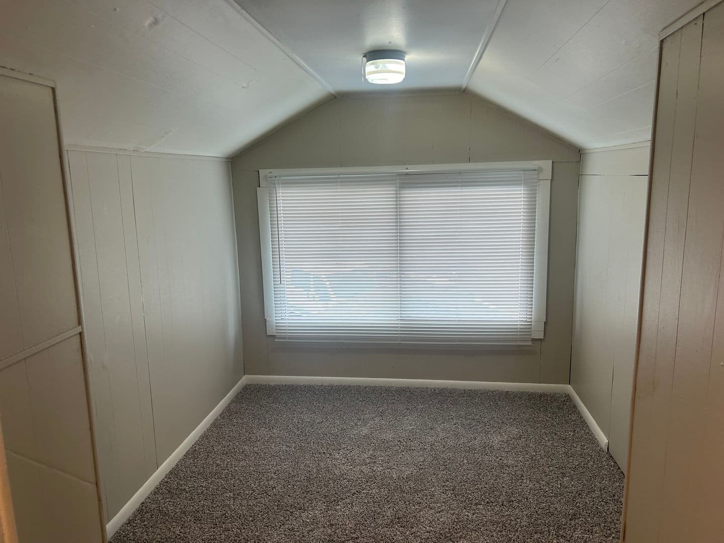 Bellingham House: 2414 Nevada Street
