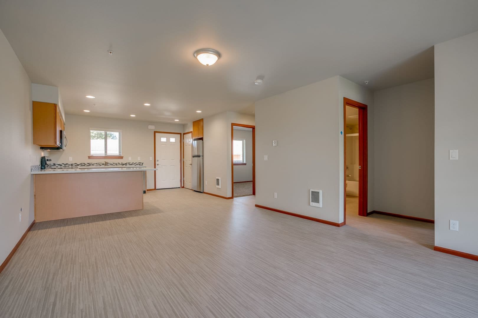 Ferndale Apartment: 5110 Labounty Drive