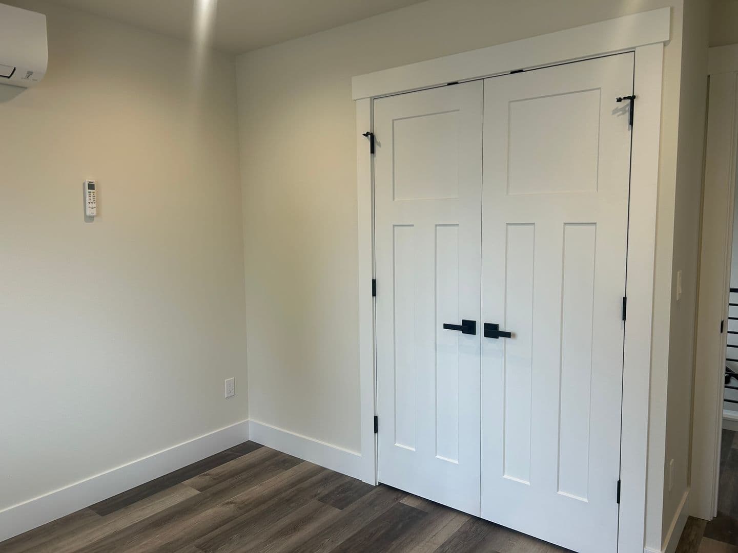 Bellingham Apartment: 3200 Meridian St