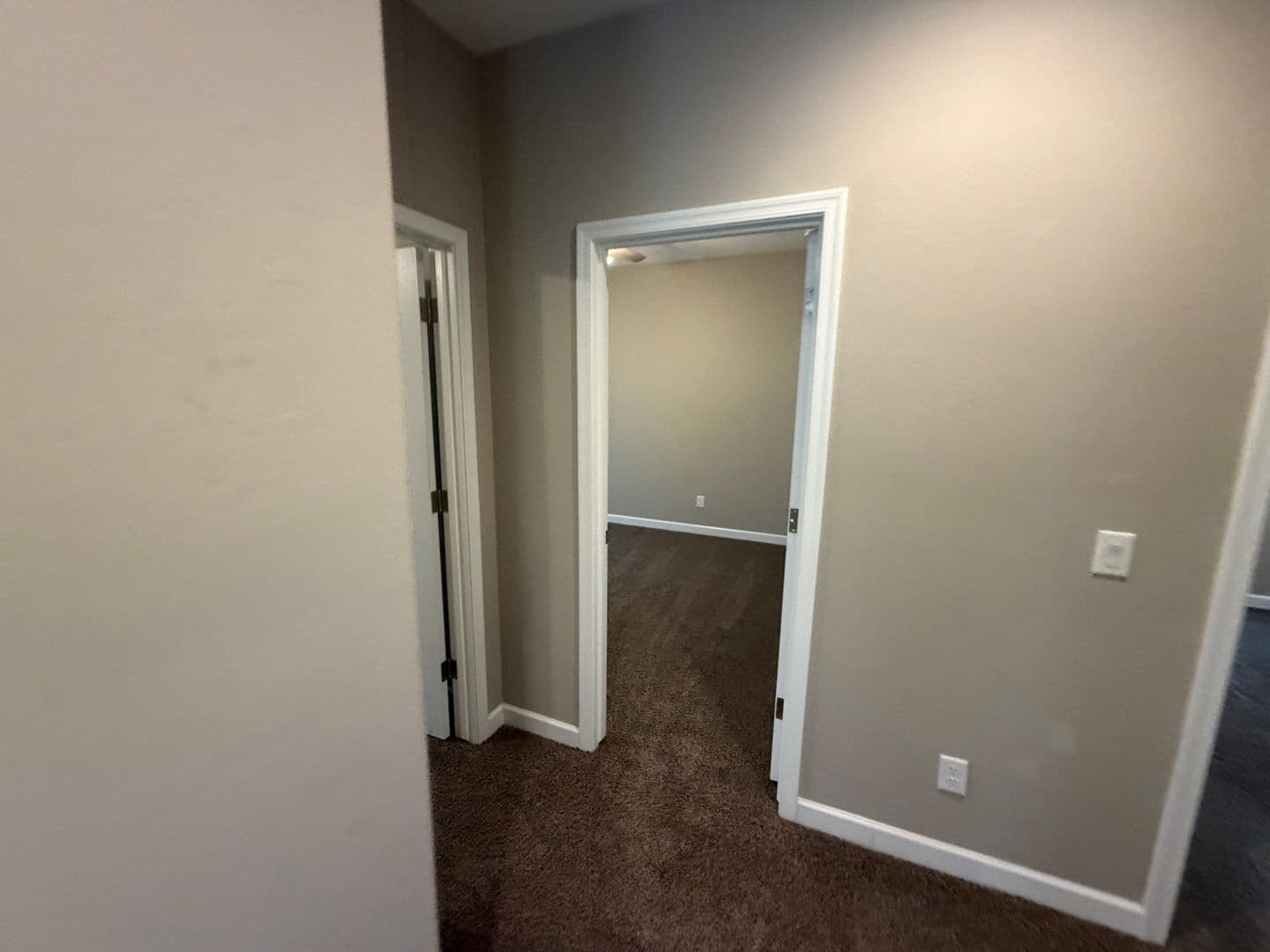 Maricopa House: 40946 W Hillman Dr