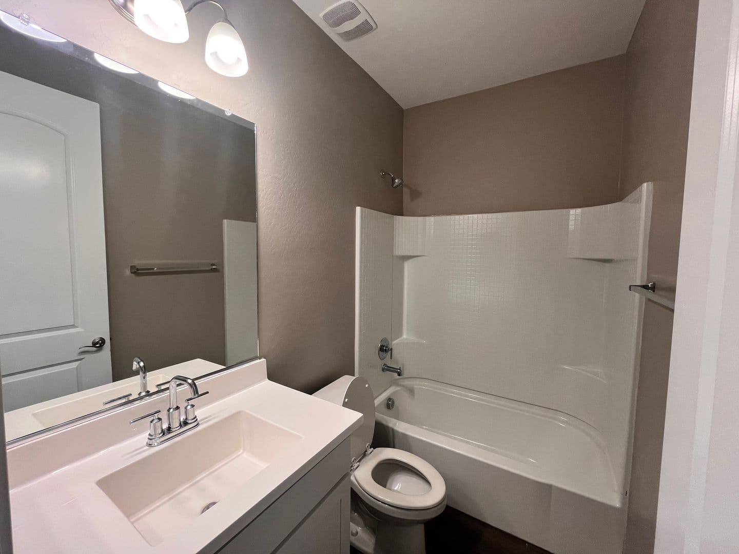 Maricopa House: 37824 W Santa Clara Ave