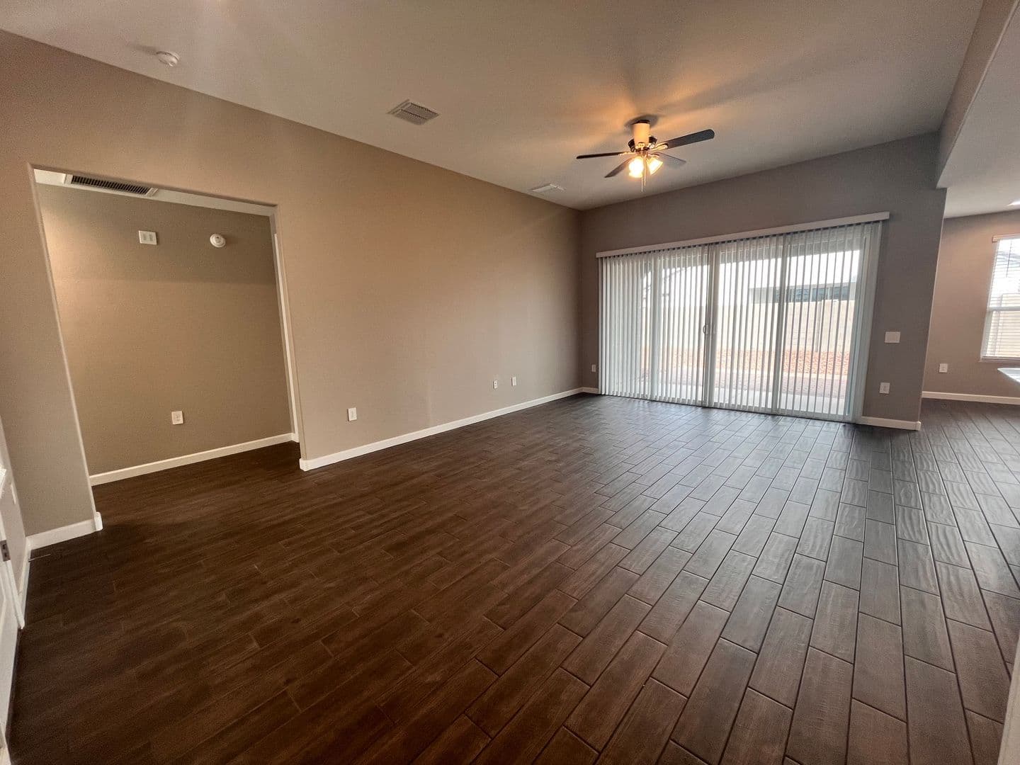 Maricopa House: 37824 W Santa Clara Ave