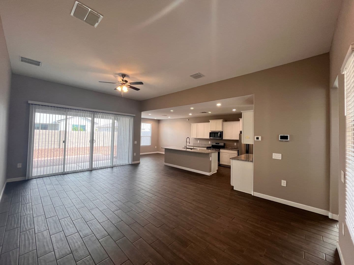 Maricopa House: 37824 W Santa Clara Ave