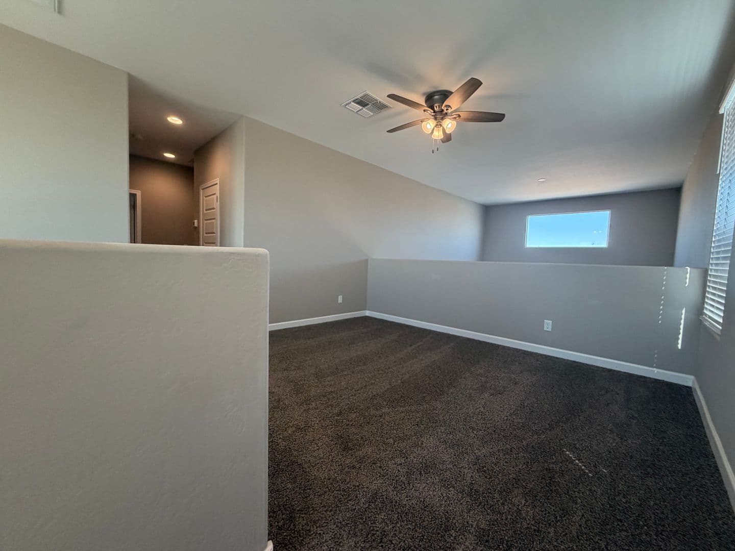 Maricopa House: 40946 W Hillman Dr