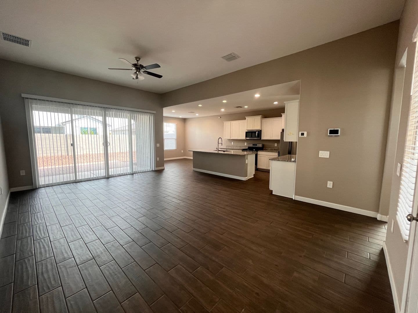Maricopa House: 37824 W Santa Clara Ave